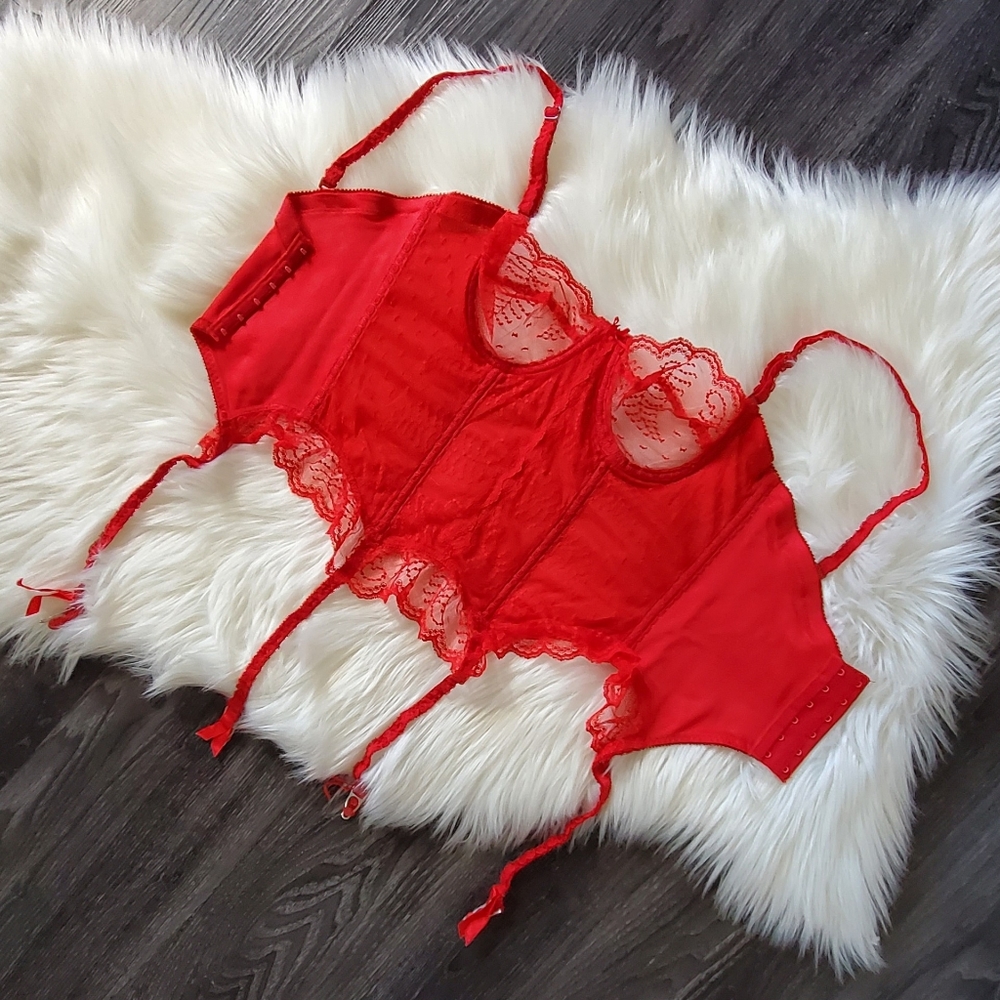 Vintage Warners red lace bustier SZ 34B